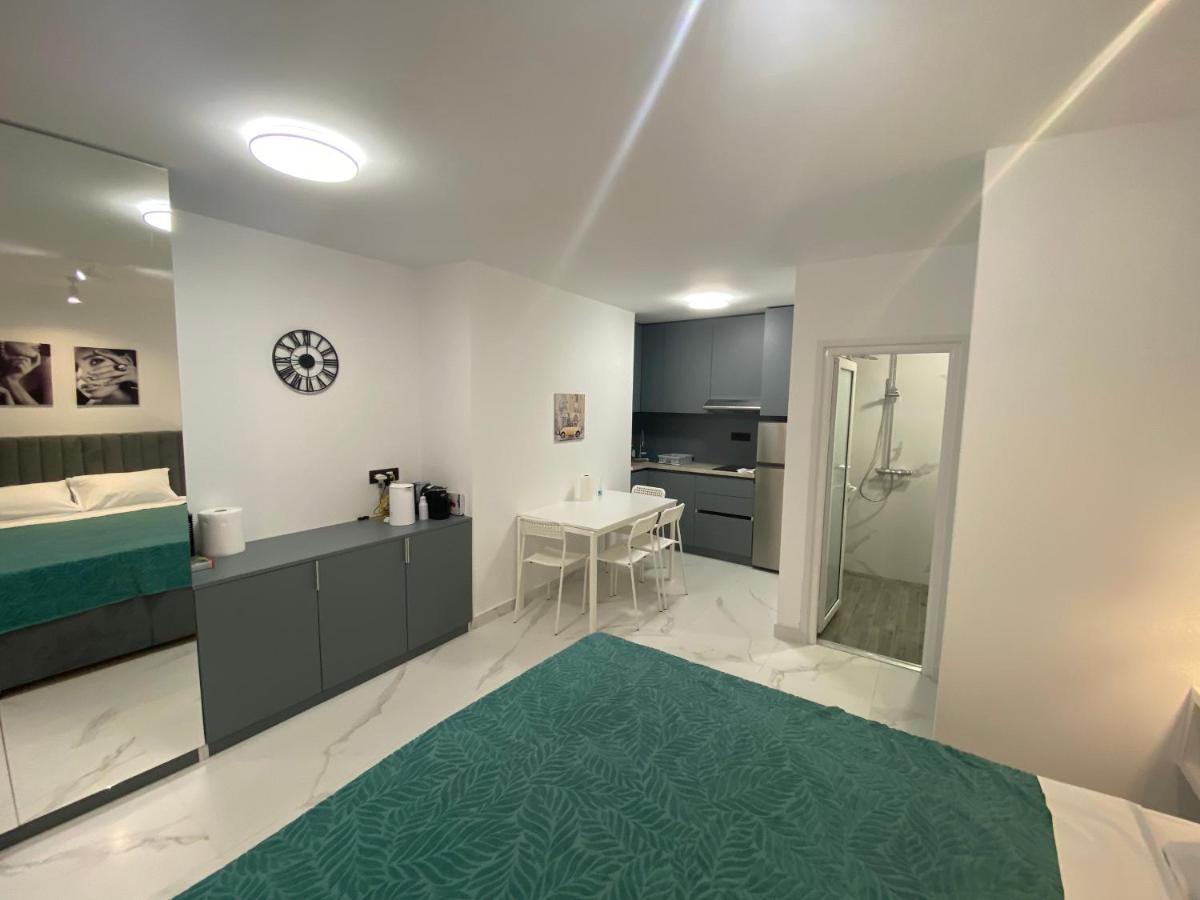 Deluxe Pool Apartment 4 Petrovac 외부 사진