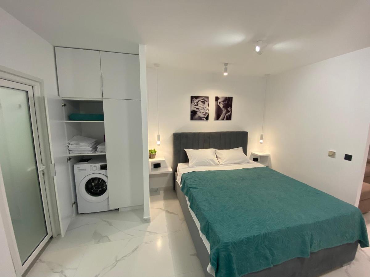 Deluxe Pool Apartment 4 Petrovac 외부 사진
